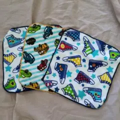 新品 キッズ Mintinn スニーカー柄 ハンカチ 3枚セット