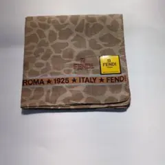 FENDI レオパード柄 ハンカチ