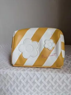 MARY QUANT マリークアント ポーチ
