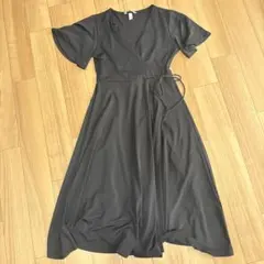 H&M ラップワンピース 半袖 ブラック XSのサムネイル