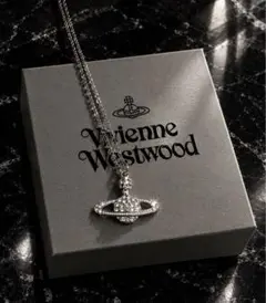 Vivienne Westwood ネックレス