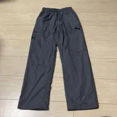 PUMA グレー カーゴパンツ