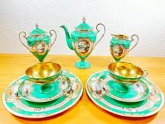 アンティーク　リンドナー・金彩コバルト薔薇図紋 キャビネットトリオ コウルドン1920年代製 ピンクの金彩トリオ | Bunny Ears Antiques