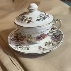 ハンガリーZSOLNAY ジョルナイ社 エオジンの釉薬をかけた水差し <中古品> ハンガリーZSOLNAY ジョルナイ社 エオジンの釉薬をかけた水差し