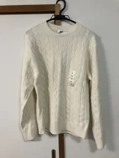 【完全新品・未使用】ユニクロ スフレヤーンケーブルクルーネックセーター 長袖　M