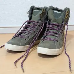 【美品】adidas ファー付き オリーブグリーン カーキ スニーカー 23.5