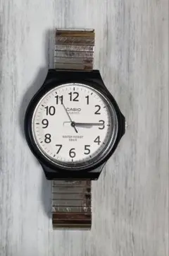 電池交換済み CASIO 腕時計 MW-240 伸縮バンド