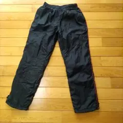 黒 シャカシャカパンツ Mサイズ ポリエステル100%　裏フリース　裏起毛