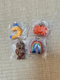 Daisuke Kondo めじるしアクセサリー くま　にじ　たいよう　つき