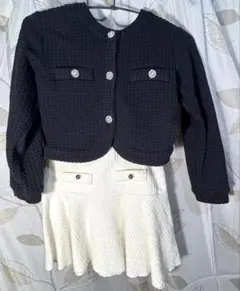 着用１回　ZARA ネイビー クロップドジャケット　白スカート　セットアップ