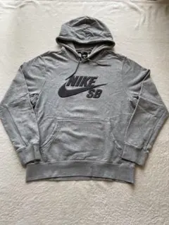 ⭐︎NIKE SB グレーパーカーLサイズ⭐︎
