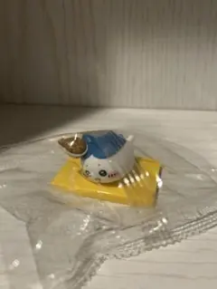 ちいかわ 松屋コラボ オリジナルマスコットフィギュア ハチワレ ②