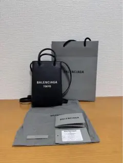 BALENCIAGA ショルダーバッグ 限定のサムネイル