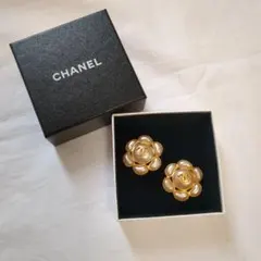 CHANEL　シャネル　ココマーク　イヤリング　97a　パールフラワー