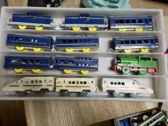 Item thumbnail for item 9cb51072-423a-4643-8080-adbceac1cc2a