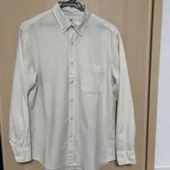 ユニクロ　白シャツ