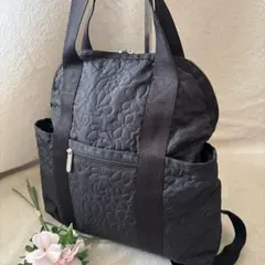 美品✨レスポ　2way リュック キルティング A4可 黒　花　フラワー