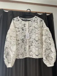 新品！レースシアーブラウス 花柄