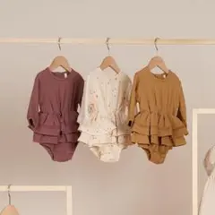 クインシーメイ24AW フリルロンパース　6-12m