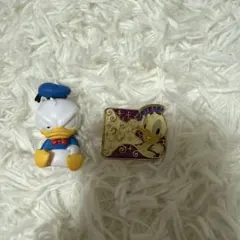 ドナルドダック フィギュア ピンバッジ セット