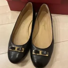 Ferragamo 黒 パンプス 7 1/2のサムネイル