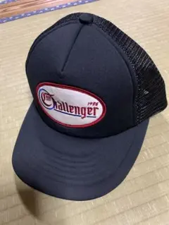 Challenger トラッカーキャップ