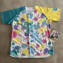 阪神タイガース 2026TORACO ユニフォーム&カード非売品のサムネイル