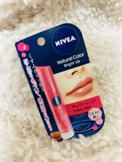 NIVEA ナチュラルカラーリップ　チェリーレッド　ニベア