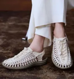 2026年最新】keen サンダル ユニーク 24.5の人気アイテム - メルカリ