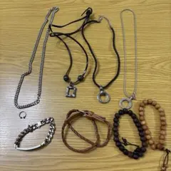 ネックレスとブレスレットセット 8点