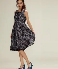 グレースコンチネンタル フラワーワンピース ドレス 結婚式 花柄 刺繍