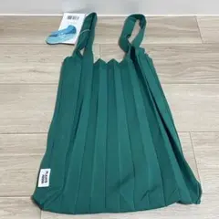 Item thumbnail for item 7bfa0f3d-8046-43df-8250-be058e581cdc