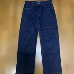 美品JW ANDERSON 濃いブルーのストレートデニム　ジーパン　UNIQLO