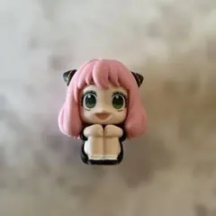 ＳＰＹ×ＦＡＭＩＬＹ アーニャ 猫耳付きフィギュア ガチャガチャ