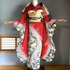 振袖 古典柄 ふくよかさん向け - メルカリ