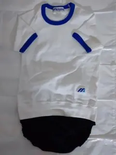 女子バレー Mizunoシャツ とブルマのセット
