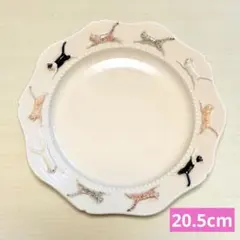 作家　陶芸作家　人気作家　うつわやみたす　プレート　希少　犬　ホワイト 作家 陶芸作家 人気作家 うつわやみたす プレート 希少 犬 ホワイト
