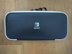 Nintendo Switch 純正キャリングケース