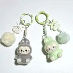 【2個セット】LABUBU ラブブ キーホルダー グリーン　グレー