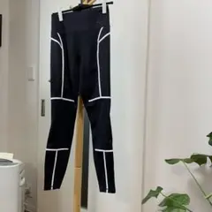 Puma ブラック フィットネスレギンス