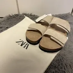 ZARA ベージュ ダブルストラップ リアルレザーサンダル シューズポーチ付き♪