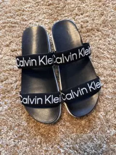 Calvin Klein ブラック スライドサンダルのサムネイル