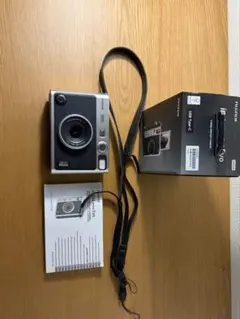 【美品】instax mini Evo（富士フイルム）箱・付属品完備