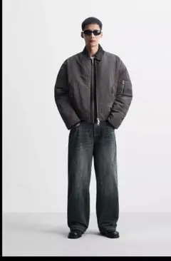 zara バルーンフィットステッチジーンズ　tigさん着用