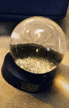 メゾンマルジェラ スノードーム グリッター グローブ ホリデー 限定 ノベルティ