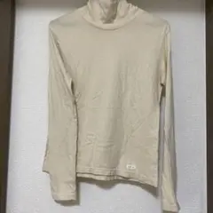 ベージュ タートルネック 長袖 Tシャツ M