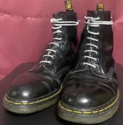 Dr. Martens ブラック 8ホール