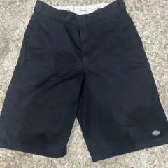 Dickies ブラック ルーズフィット ショートパンツ