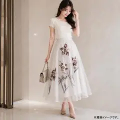 大柄フラワーデザイン オパール加工 花柄フレアスカート 38 アルページュ 春夏のサムネイル