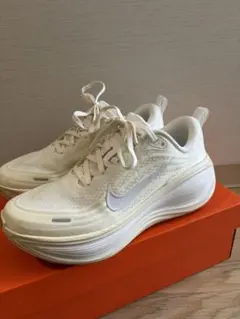 Nike ボメロプラス 25cm - メルカリ